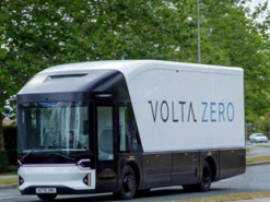 Шведский стартап представил футуристичный городской электрогрузовик