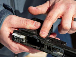 В США появилось разумное оружие: как изобретение будет предотвращать случайные смерти