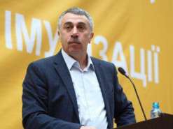 Комаровский назвал алкоголь, которым украинцы отметят победу в войне