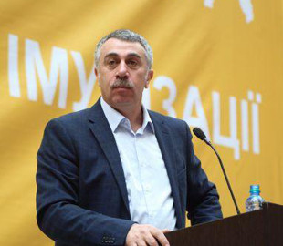 Комаровский назвал алкоголь, которым украинцы отметят победу в войне