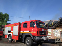 У Полтаві під час пожежі в магазині вогонь пошкодив відділення «Укрпошти»