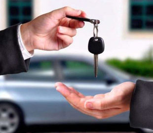 Майже 40 000 гривень переказала жителька Тернопільщини на рахунок афериста за купівлю неіснуючого автомобіля