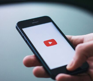 У Росії провайдерам заборонили прискорювати завантаження YouTube