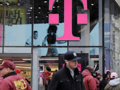 Хакеры украли данные 7,8 млн абонентов крупного мобильного оператора