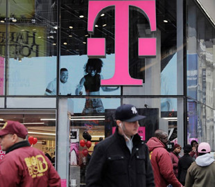 Хакеры украли данные 7,8 млн абонентов крупного мобильного оператора