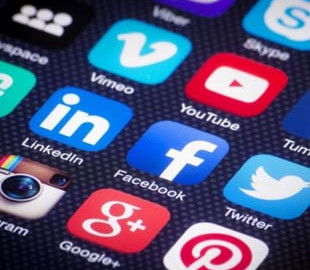 Експерт дав поради з правил безпеки у соцмережах та під час установки додатків