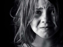 На Дніпропетровщині подружжя знімало порно з трирічною донькою