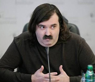 На п'ятий рік війни влаштовувати паніку пізно: бліц з Ольшанським про удари по дата-центрах