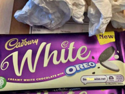 У Великій Британії чоловік замовив iPhone, але замість нього отримав шоколадки