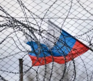 В России закончились iPhone: цены на них взлетели в разы, а в магазинах их больше не продают