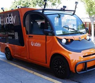 В Калифорнии хотят упростить тестирование небольших самоуправляемых грузовиков