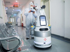 Роботы помогают бороться с COVID-19