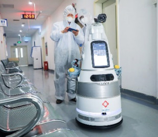 Роботы помогают бороться с COVID-19