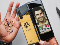 Гибкий смартфон брата Пабло Эскобара оказался "раскладушкой" Samsung