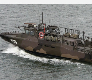 Розкриті технічні характеристики шведських бойових катерів CB90
