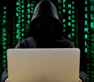 Женщина-хакер может получить до 25 лет тюрьмы за кражу данных и криптоджекинг