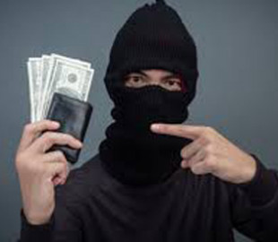 Шахраї на Сумщині виманили у довірливих понад 200 тис. грн за добу