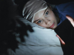 Режим польоту перед сном: як він подовжує життя телефону