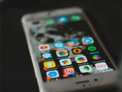 Як дізнатися, які додатки розряджають батарею на Android і відключити їх: інструкція