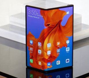 Зачем складной Huawei Mate X пошел по пути Samsung Galaxy Fold?
