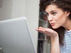 Обнять за деньги: американка придумала способ заработать