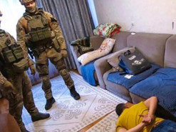 В Одесі батько із сином переправляли «липових» студентів за кордон