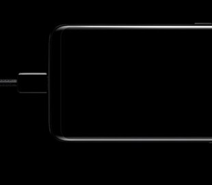 Samsung улучшит скорость зарядки Galaxy S10