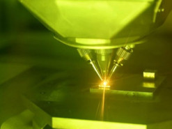 Для выживания японским производителям оптики приходится осваивать новые направления