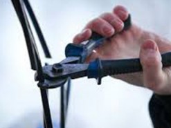 Полицейские задержали двух воров кабеля