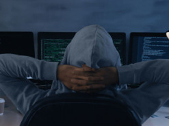 Прокурор скачал служебную информацию и распространил ее в Сети