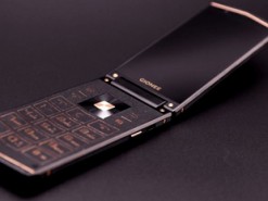 Смартфон-раскладушка Gionee W919 показал лицо