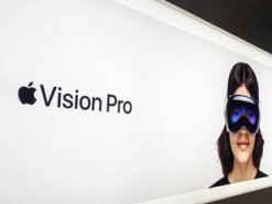 Apple відкладає випуск гарнітури Vision Pro заради нових розумних окулярів із ШІ