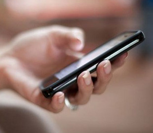 Кабмин подписал меморандум с операторами о покрытии всей страны связью и интернетом