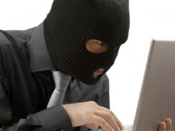 Поліцейські Хмельниччини шукають шахраїв, які виманили 180 тис грн