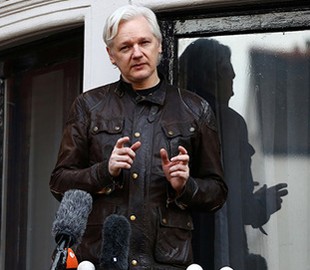 В Wikileaks рассказали о слежке США за Ассанжем