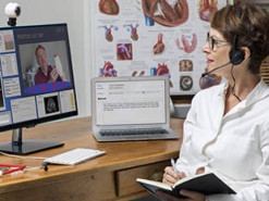 Врачи рассказали о глупых попытках пациентов определить диагноз через интернет