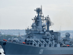 Командование ЧФ РФ ведет слежку за родными моряков с крейсера «Москва»