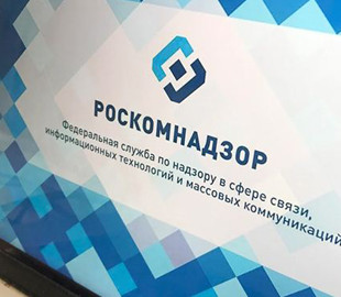 СМИ: Facebook удалил контент по требованию Роскомнадзора