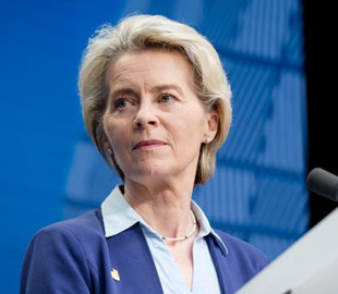 Урсула фон дер Ляєн назвала Путіна хижаком, який вже атакує Європу