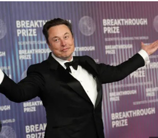 Ілон Маск планує скоротити фінансування політичних кампаній