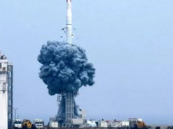 З моря до космосу. Китай запустив супутники на орбіту з плавучого космодрому