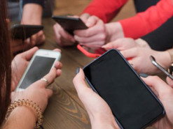 Як часто потрібно вимикати телефон і чому це важливо робити: відповідь експертів