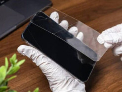 Чи потрібна дорога плівка для смартфона: розбираємося по типах