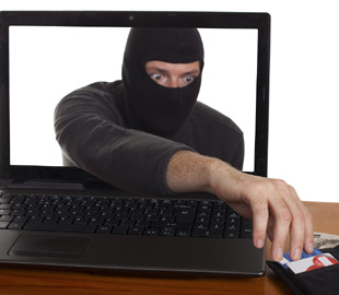 Мошенники обманули жителей Мирнограда на расстоянии