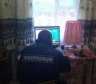 Психологи объяснили, почему родители-педофилы снимают на видео издевательства над собственными детьми