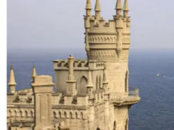 "У жовтні приїдемо святкувати перемогу": українці почали тролити ріелторів з Криму. Фото