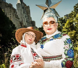 Вєрка Сердючка з мамою оголилися і зібралися на Щекавицю