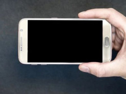 Создано самоочищающееся покрытие для смартфонов