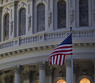 Уряд США перевів криптоактиви на $288 млн на Coinbase Prime