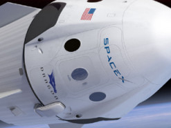 Следующий космический корабль Crew Dragon отправится на МКС не ранее 20 апреля - NASA
